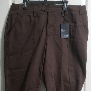 A.N.A CAPRIS, NWT, 20W, DARK BROWN,  CROPPED , BUTTON DETAIL